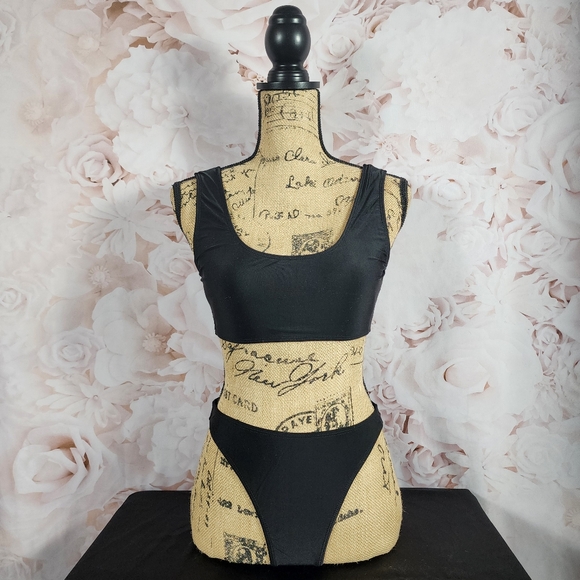 NIP Sporty Forplay Black Cheeky Bikini - Picture 2 of 10